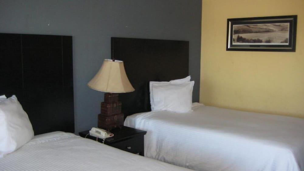 Solaire Inn & Suites Santa Maria  Luaran gambar
